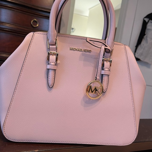 Michael Kors Charlotte satchel and jet set travel wallet set - Picture 2 of 7